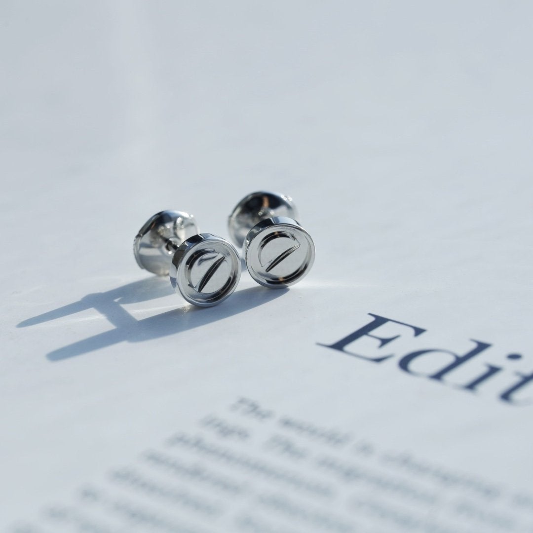 ??MIRA?¡¥LOVE EARRINGS SILVER 10MM