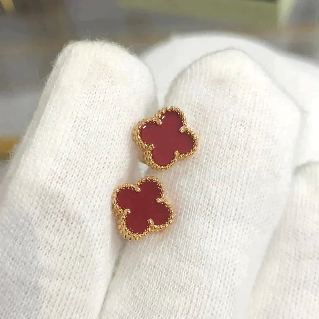 ??MIRA?¡¥CLOVER MINI 9.5MM CARNELIAN EARRINGS