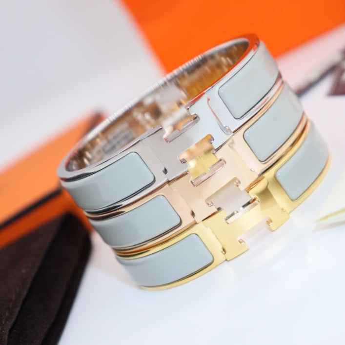??MIRA?¡¥H LIGHT BLUE BRACELET