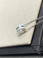 ??MIRA?¡¥POP H LIGHT BLUE NECKLACE