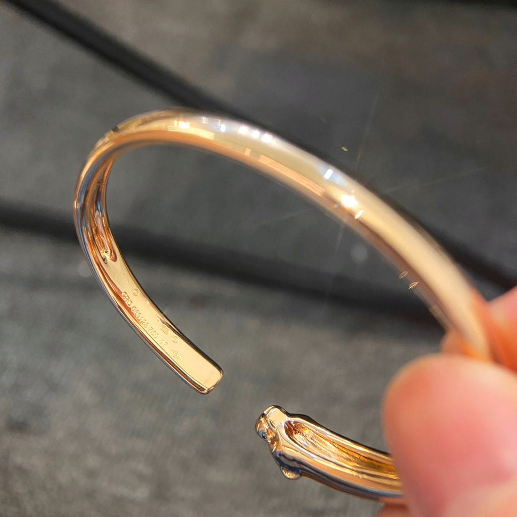 ??MIRA?¡¥PANTHERE GOLD OPEN BRACELET