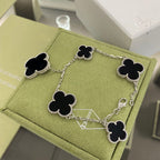 ??MIRA?¡¥CLOVER 5 MOTIFS SIVLER ONYX BRACELET