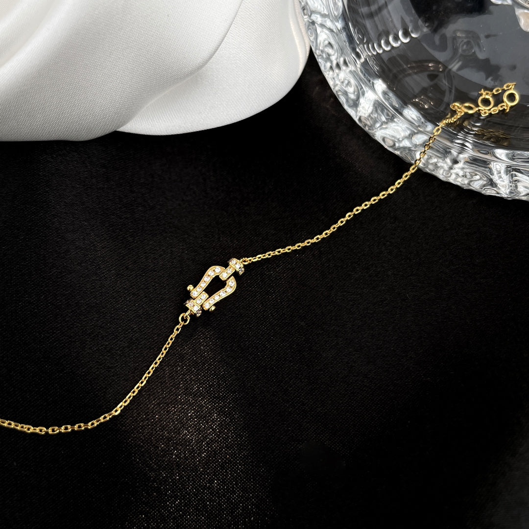 ??MIRA?¡¥FORCE 10 SMALL CHAIN BRACELET