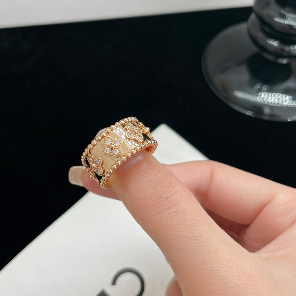 ??MIRA?¡¥PERLEE DIAMOND LARGE RING