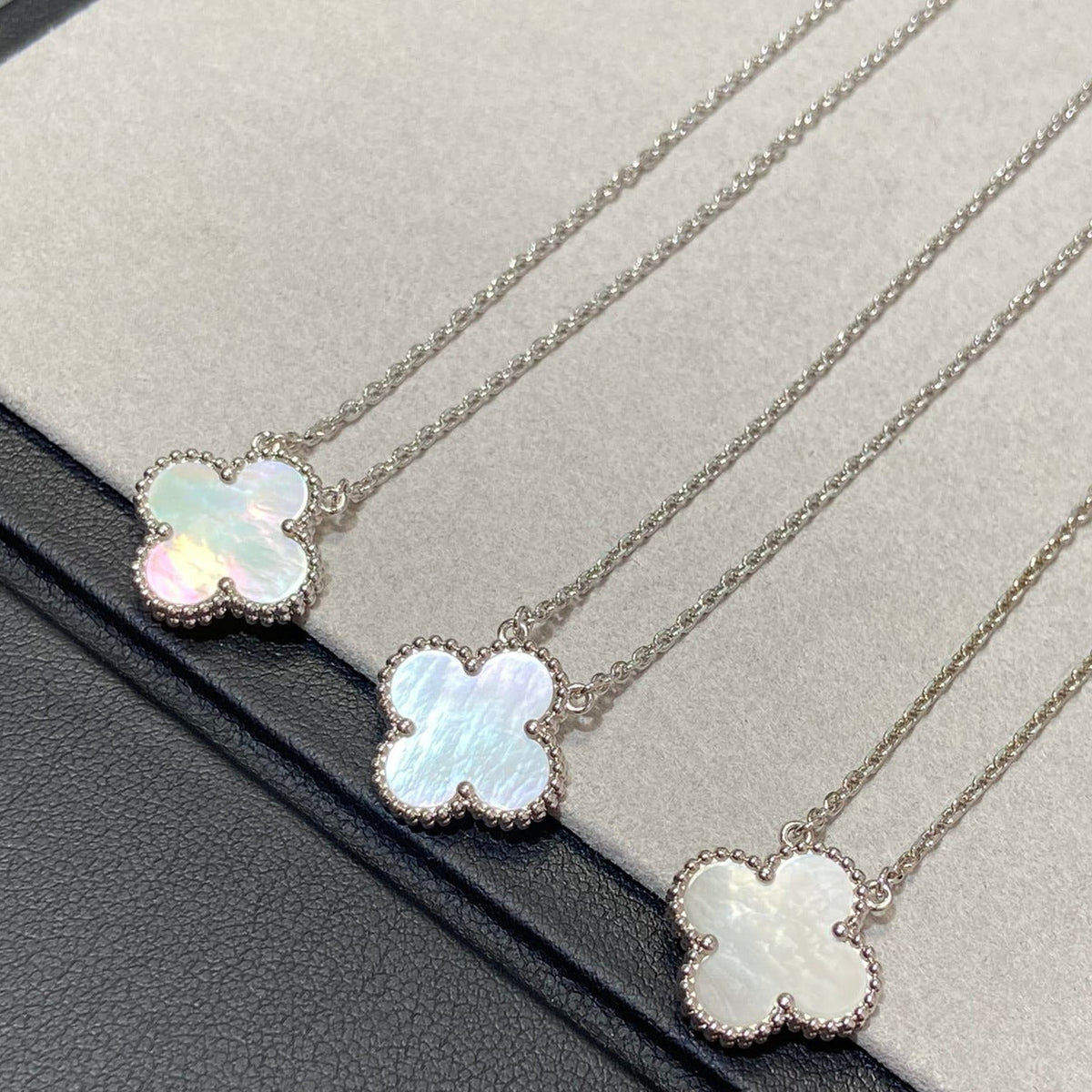??MIRA?¡¥CLOVER MEDIUM SILVER WHITE MOP NECKLACE