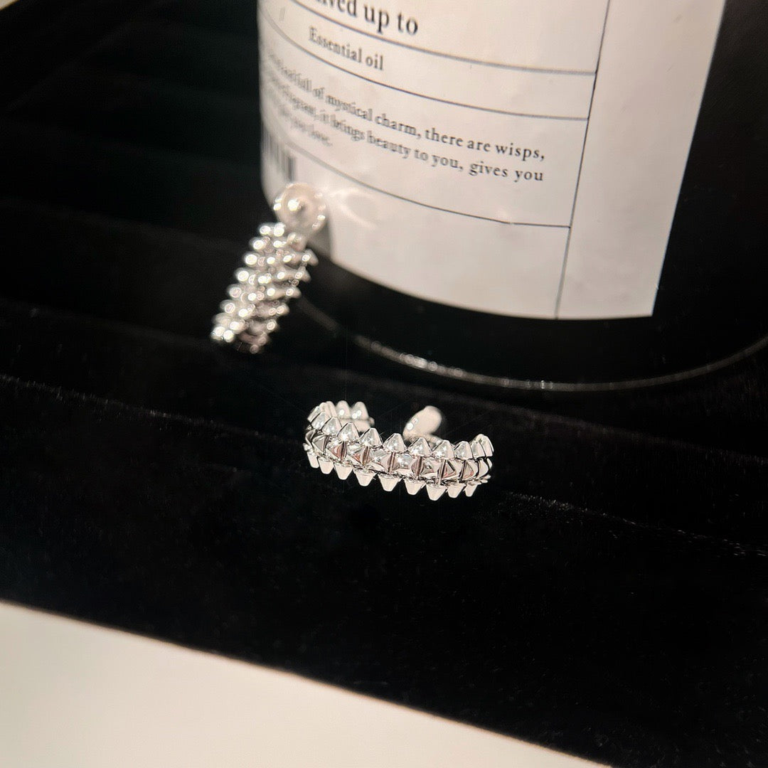 ??MIRA?¡¥CLASH SMALL HOOP EARRINGS
