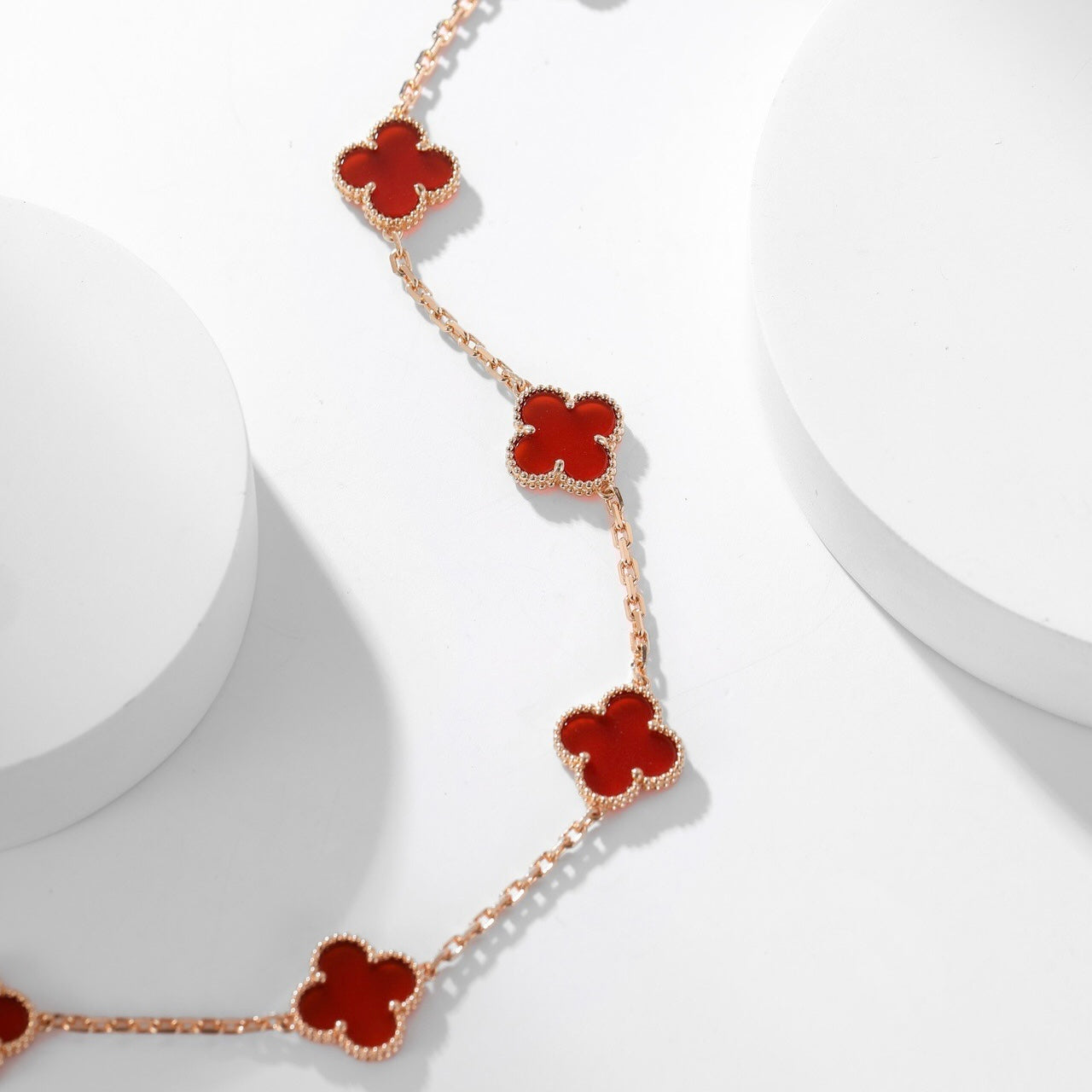 ??MIRA?¡¥CLOVER 10 MOTIFS CARNELIAN NECKLACE
