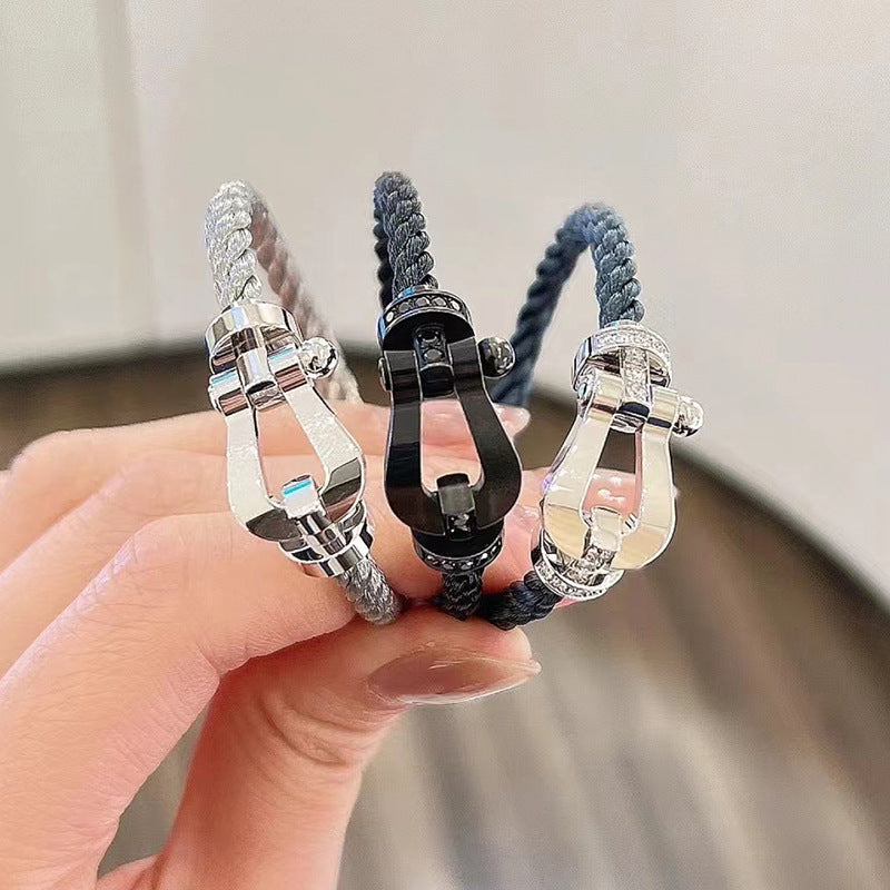 ??MIRA?¡¥FORCE LARGE HORSESHOE FULL DIAMOND BRACELET GOLD