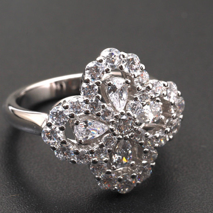 ??MIRA?¡¥LOOP RING FULL MOTIF DIAMOND 16MM SILVE