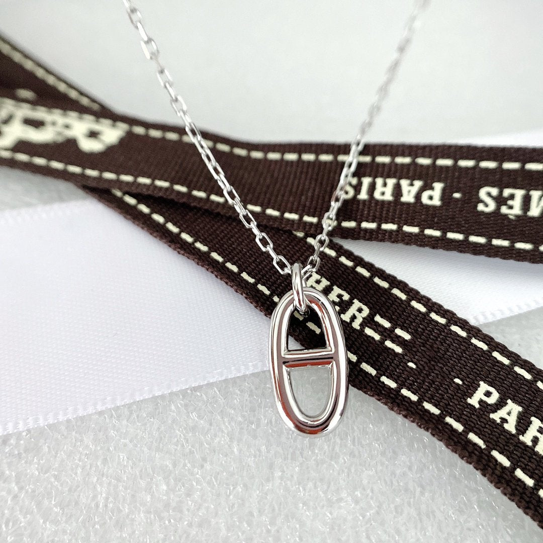 ??MIRA?¡¥HM PIG NOSE NECKLACE