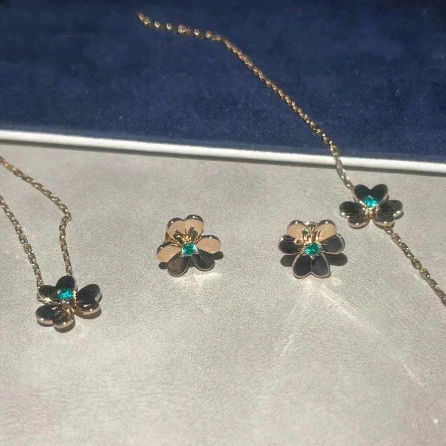 ??MIRA?¡¥FRIVOLE  FLOWER MALACHITE EARRINGS
